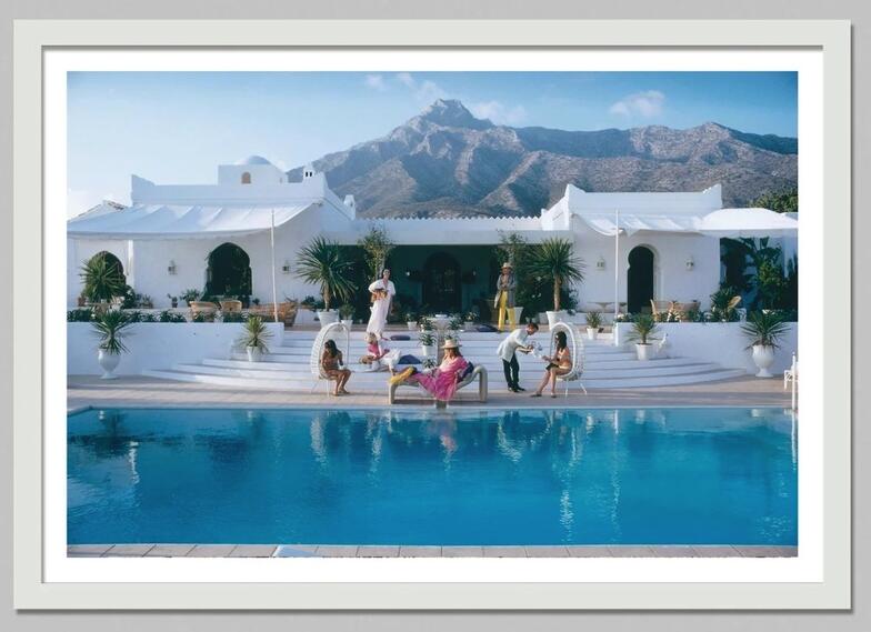 Luxury Lifestyle Picture - Retro pool side Host Luxury Lifestyle