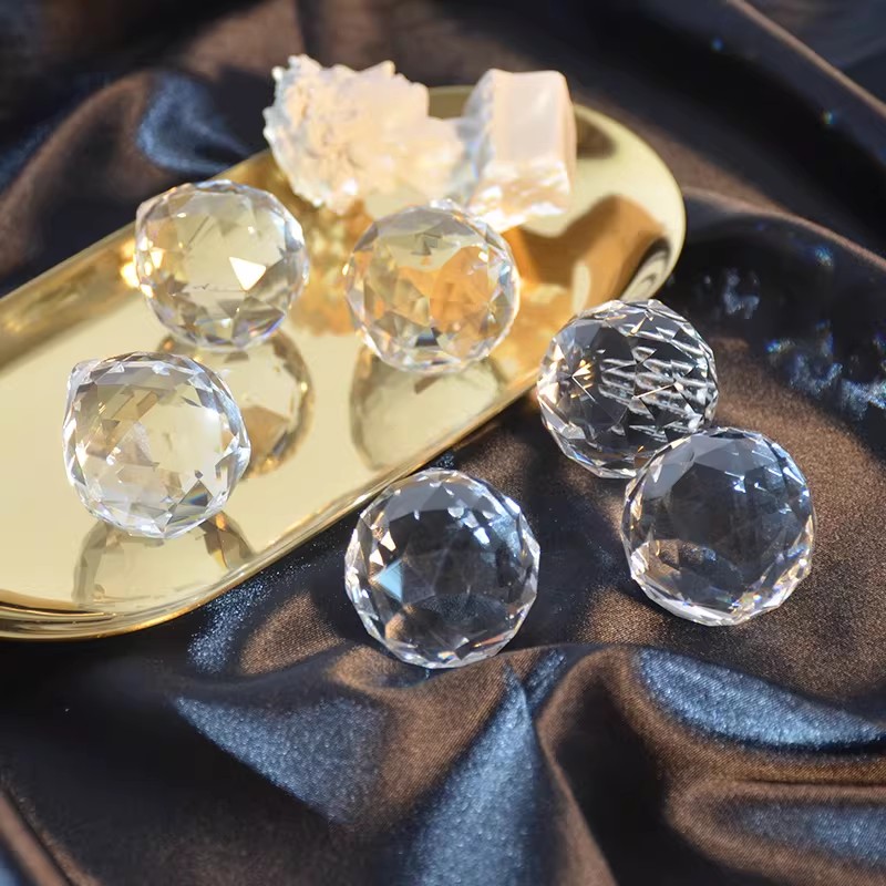 Ciondolo in Cristallo Sfaccett - Crystal Ball Decor recensione e prezzo
