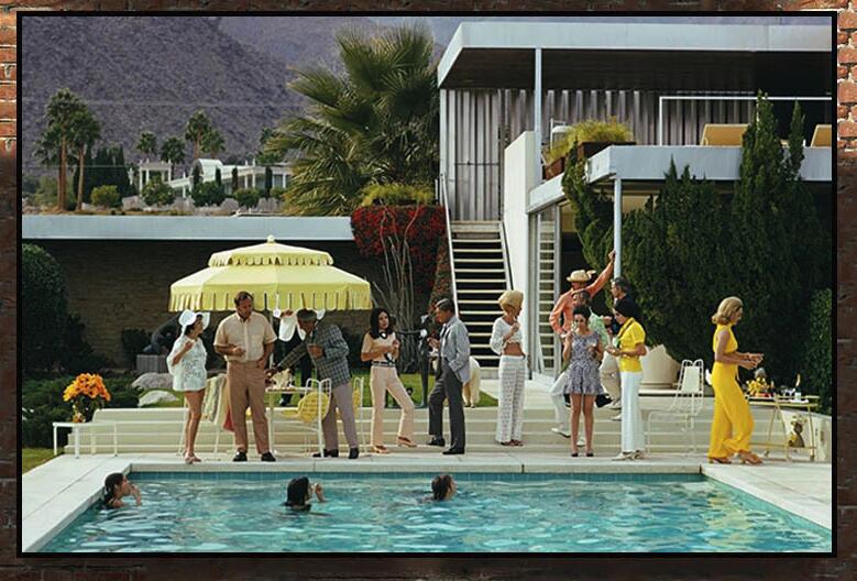 Retro pool side Host Luxury Li - Luxury Lifestyle Picture recensione e prezzo